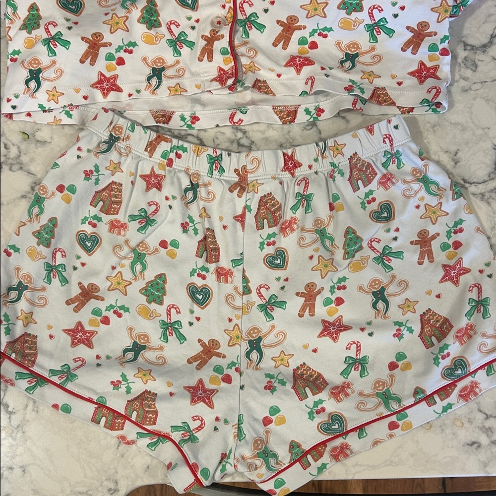 Roller Rabbit Gingerbread Party Polo Pajama Set Small - Picture 6 of 8